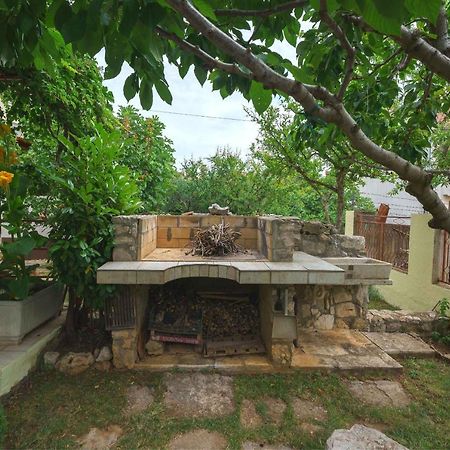 Apartment Bojic Vodice Esterno foto