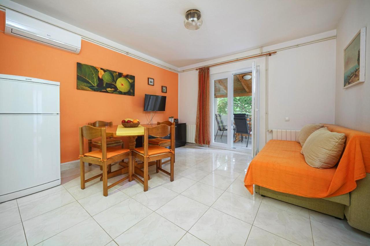 Apartment Bojic Vodice Esterno foto