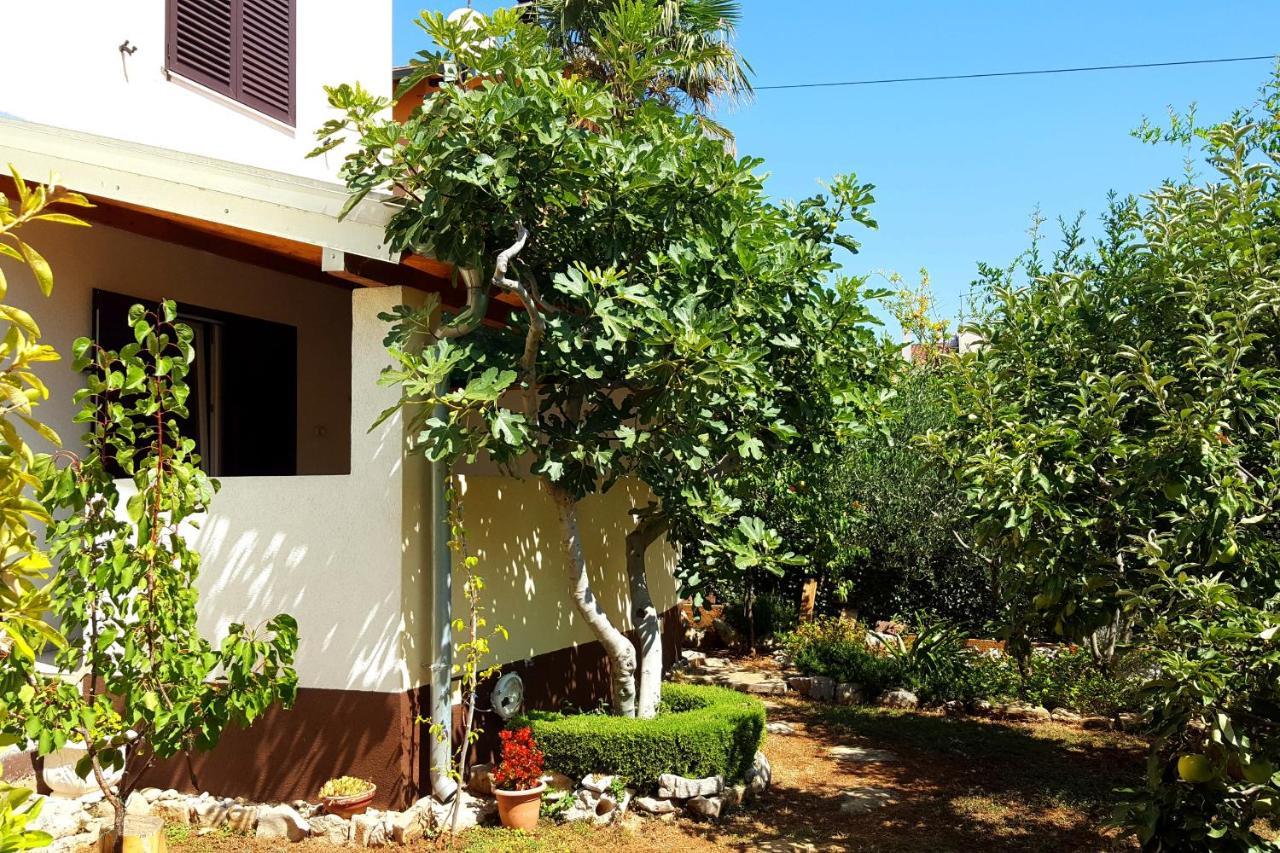 Apartment Bojic Vodice Esterno foto
